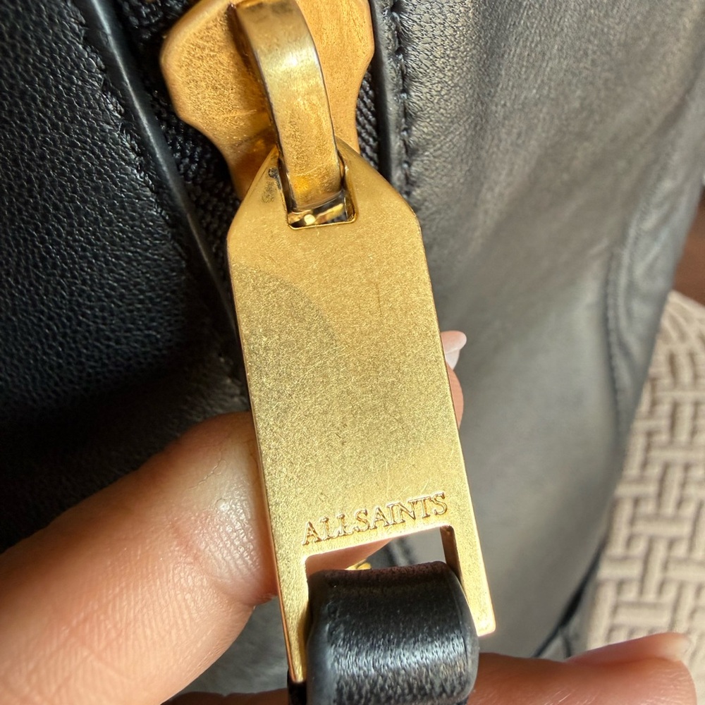 AllSaints BLACK
Alba Leather Hobo Bag Good used condition - Picture 14 of 16